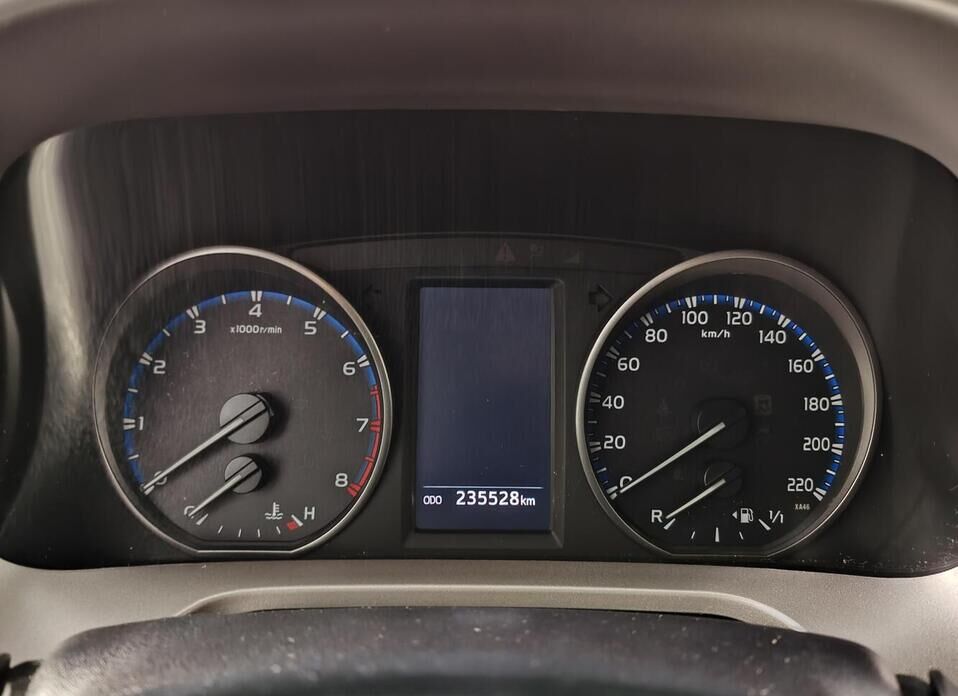 Toyota RAV4, IV (CA40) Рестайлинг 2.0 CVT (146 л.с.) 4WD