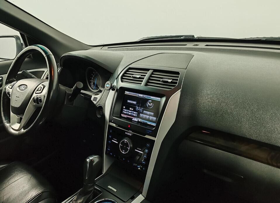 Ford Explorer, V 3.5 AT (294 л.с.) 4WD