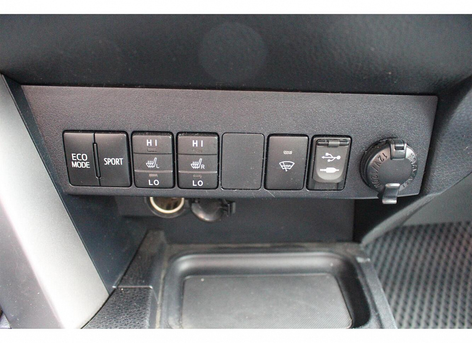 Toyota RAV4, IV (CA40) Рестайлинг 2.0 CVT (146 л.с.) 4WD