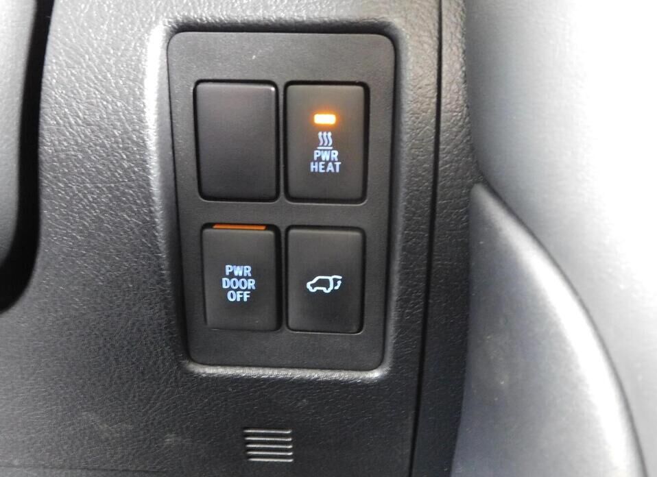 Toyota Land Cruiser, 200 Series Рестайлинг 2 4.5d AT (249 л.с.) 4WD