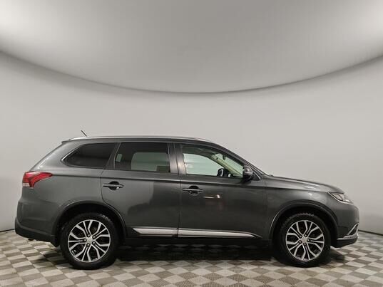 Mitsubishi Outlander, 2016&nbsp;г., 207&nbsp;172&nbsp;км