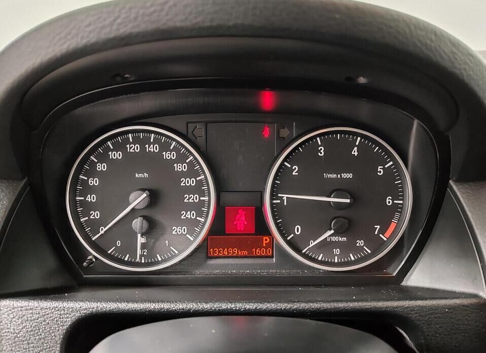 BMW X1, I (E84) Рестайлинг 20i 2.0 AT (184 л.с.) 4WD