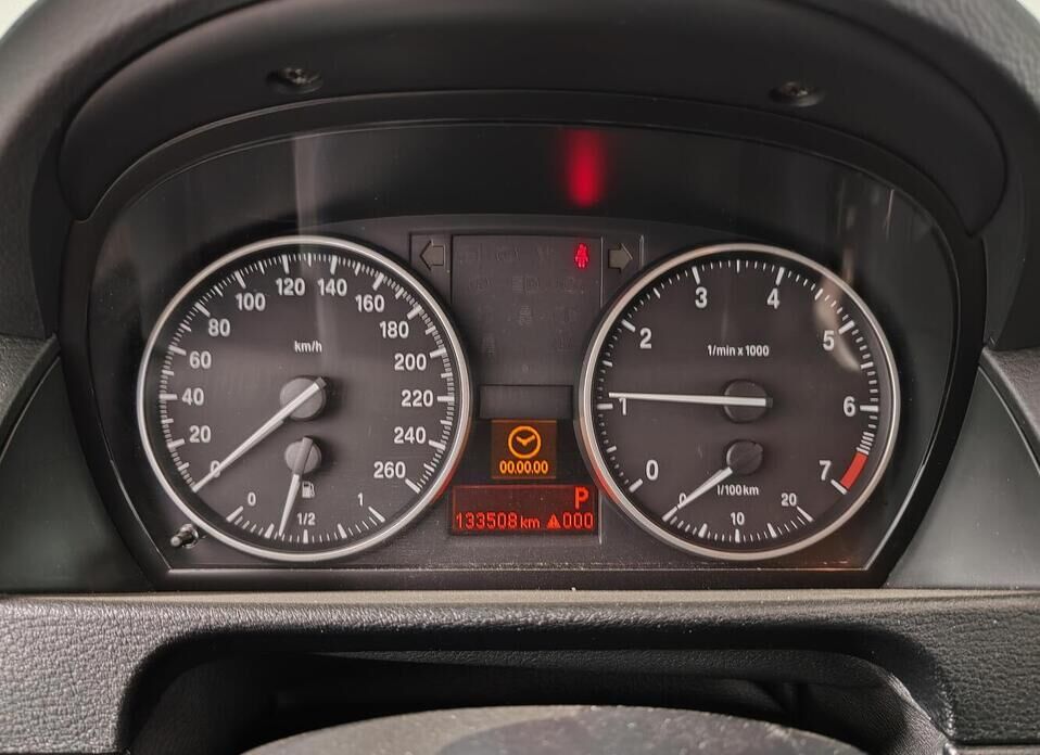 BMW X1, I (E84) Рестайлинг 20i 2.0 AT (184 л.с.) 4WD