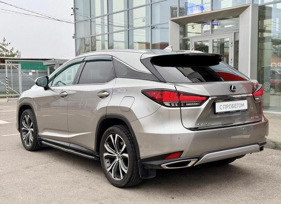 Lexus RX, IV Рестайлинг 300 2.0 AT (238 л.с.) 4WD