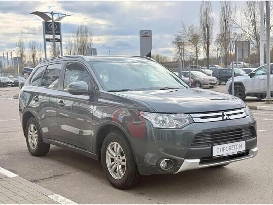 Mitsubishi Outlander, 2014&nbsp;г., 212&nbsp;845&nbsp;км