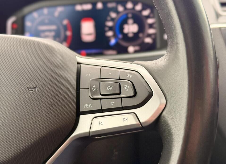 Volkswagen Tiguan, II Рестайлинг 2.0 AMT (180 л.с.) 4WD