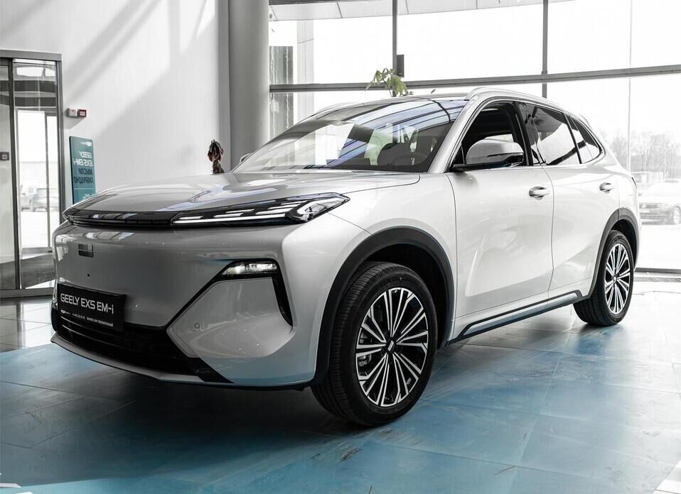 Geely EX5 EM-i 1.5hyb AT (167 л.с.)