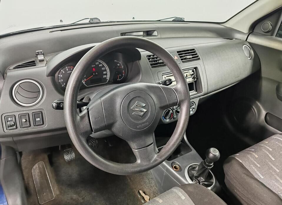 Suzuki Swift, III 1.3 MT (92 л.с.)
