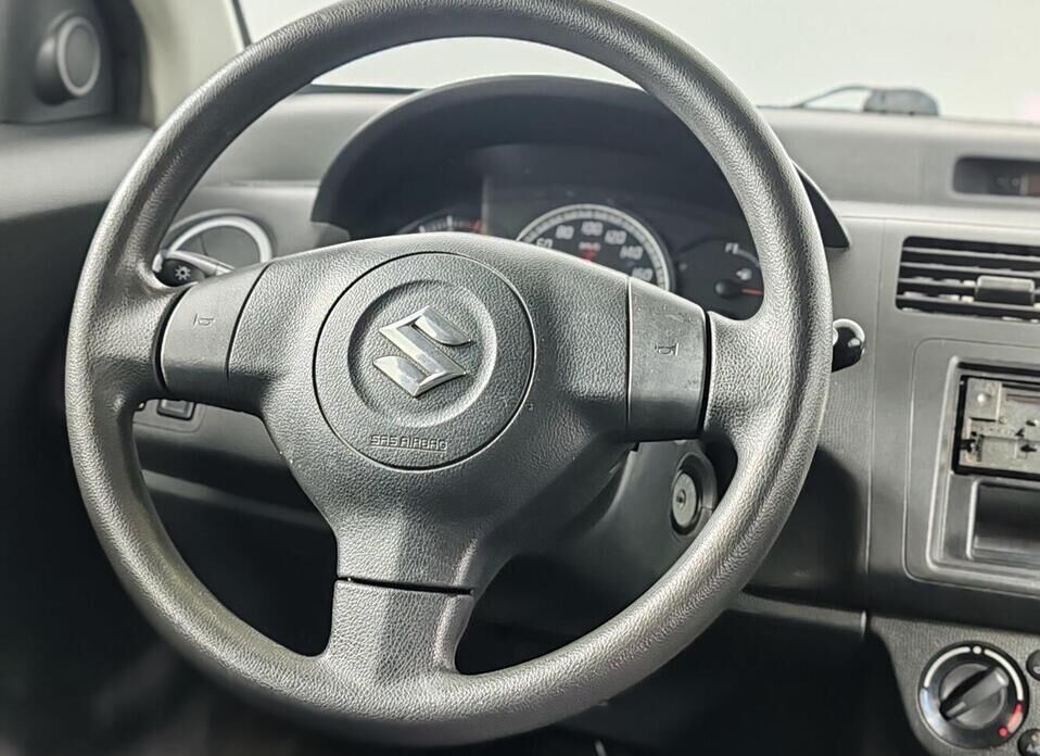 Suzuki Swift, III 1.3 MT (92 л.с.)
