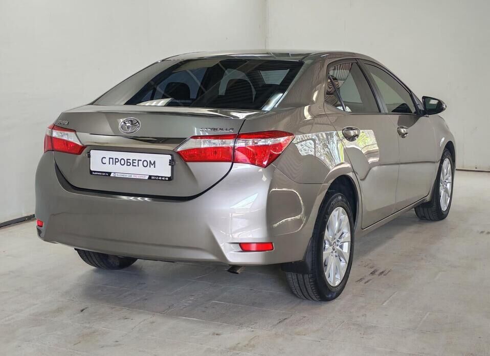 Toyota Corolla 1.6 CVT (122 л.с.)
