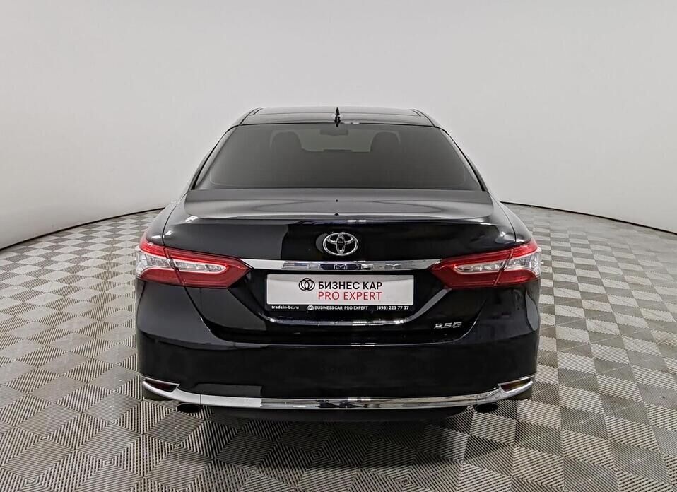 Toyota Camry, VIII (XV70) Рестайлинг 2.5 AT (206 л.с.)