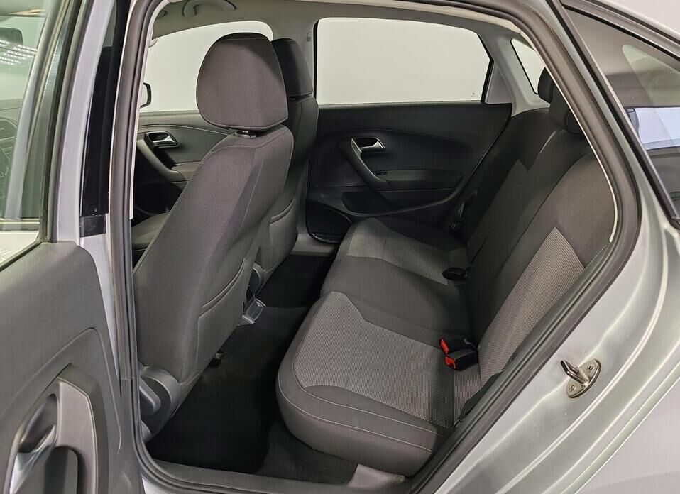 Volkswagen Polo, V Рестайлинг 1.6 MT (110 л.с.)