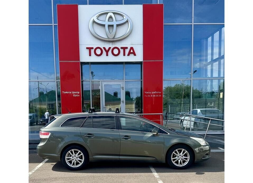 Toyota Avensis, III 2.0d MT (126 л.с.)