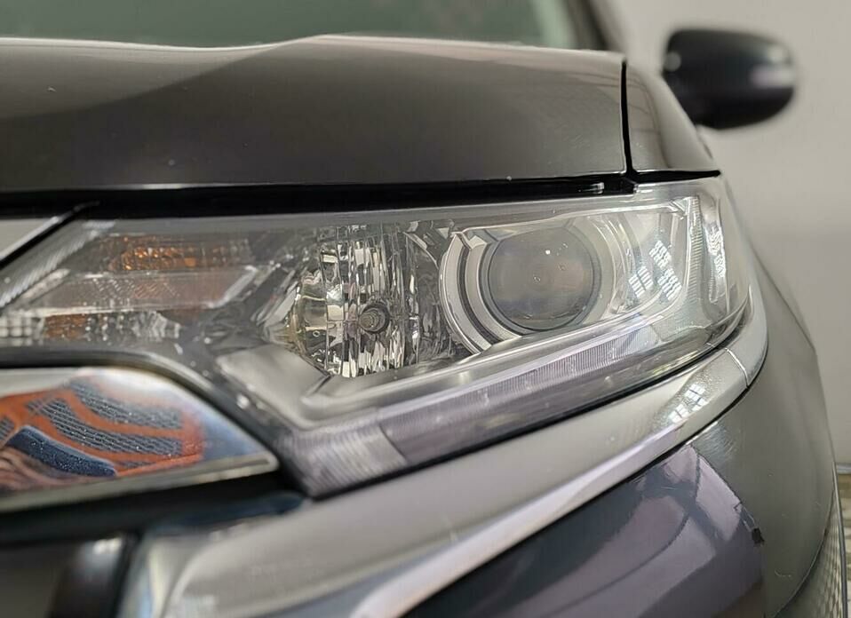 Mitsubishi Outlander 2.0 CVT (146 л.с.) 4WD