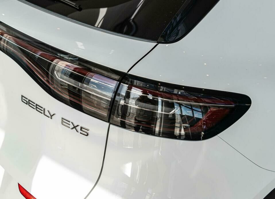 Geely EX5 Electro AT (160 кВт)