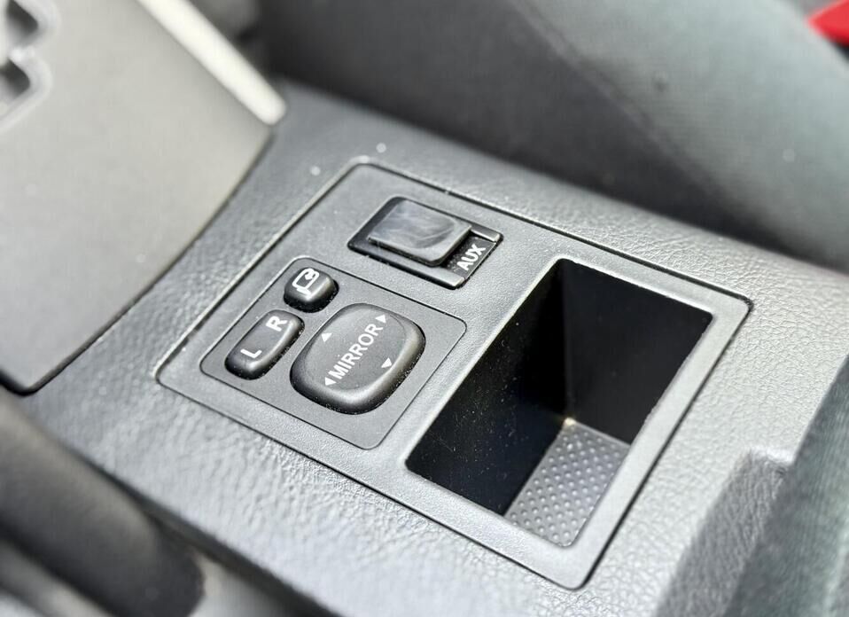 Toyota RAV4, III (XA30) Рестайлинг 2.0 CVT (158 л.с.) 4WD