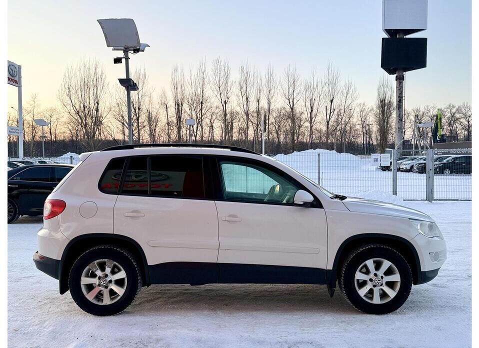 Volkswagen Tiguan, I 2.0 AT (170 л.с.) 4WD