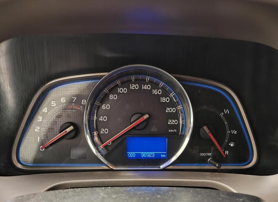Toyota RAV4, IV (CA40) 2.0 CVT (146 л.с.) 4WD