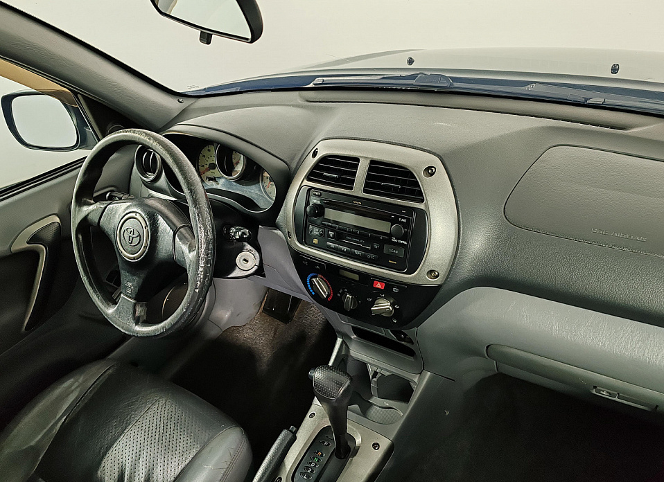 Toyota RAV4, II (XA20) 2.0 AT (150 л.с.) 4WD