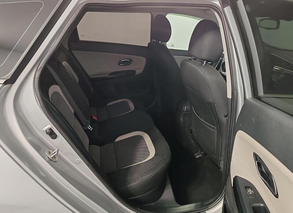 Kia Ceed, II Рестайлинг 1.6 AMT (135 л.с.)