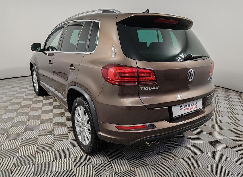 Volkswagen Tiguan, I Рестайлинг 2.0 AMT (210 л.с.) 4WD