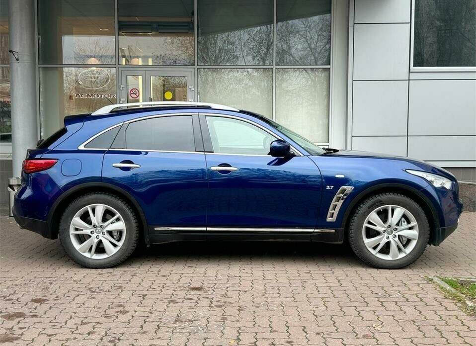 Infiniti QX70 3.7 AT (333 л.с.) 4WD