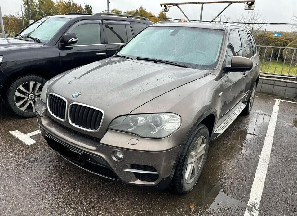 BMW X5, II (E70) Рестайлинг 30d 3.0d AT (245 л.с.) 4WD