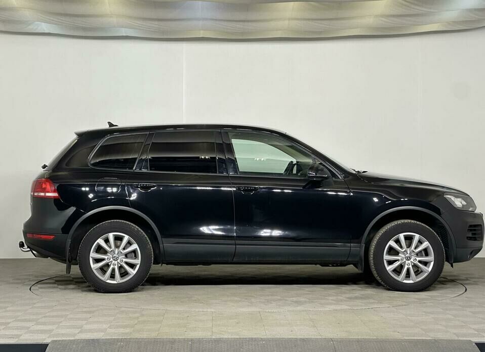 Volkswagen Touareg 3.0d AT (204 л.с.) 4WD