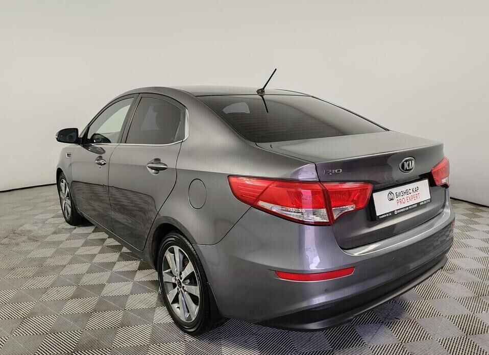 Kia Rio 1.6 AT (123 л.с.)