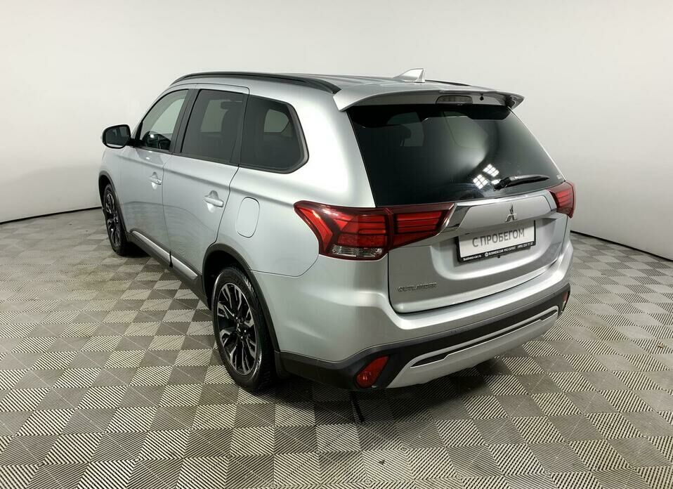 Mitsubishi Outlander 2.0 CVT (146 л.с.) 4WD