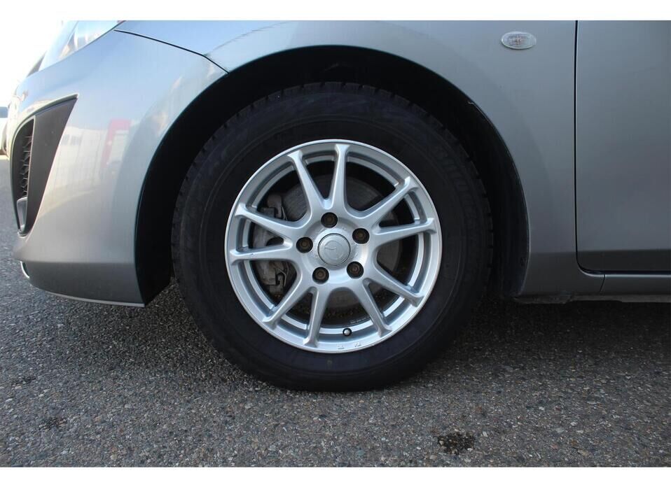 Mazda Axela, II 1.5 CVT (111 л.с.)