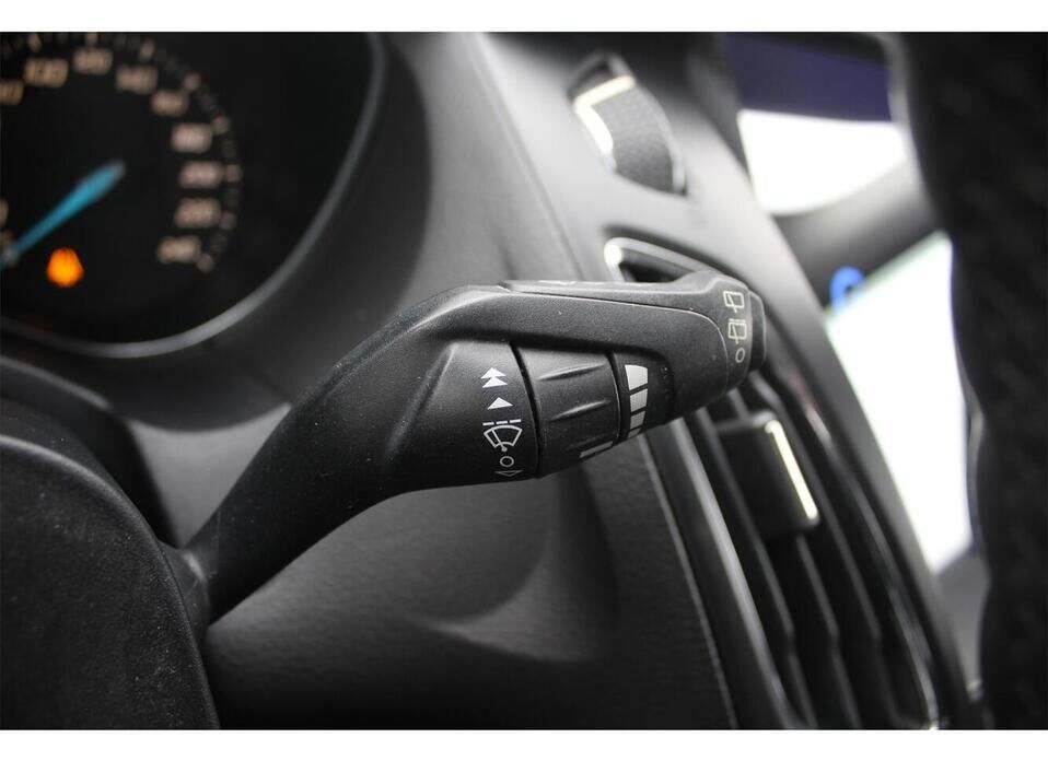 Ford Focus, III 1.6 AMT (125 л.с.)