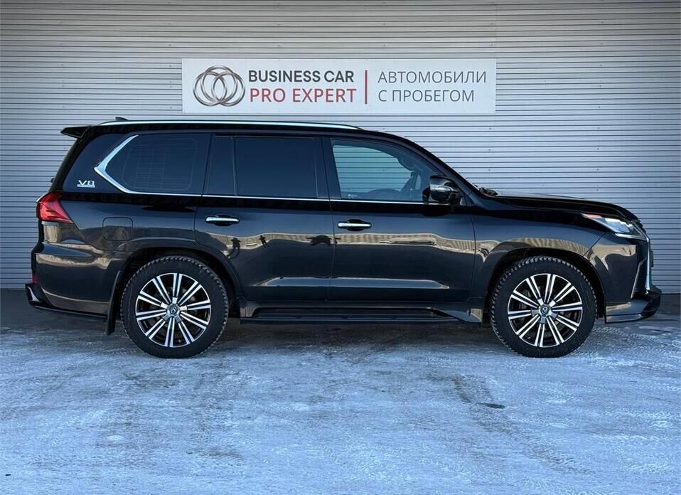 Lexus LX, III Рестайлинг 2 570 5.7 AT (367 л.с.) 4WD
