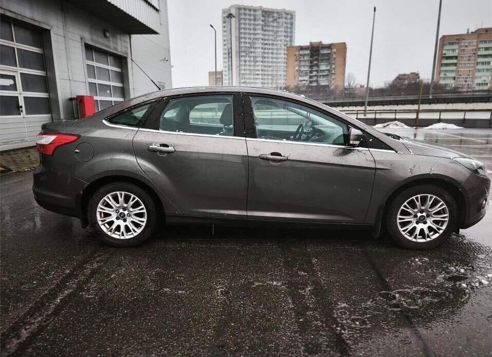 Ford Focus, III 1.6 MT (125 л.с.)