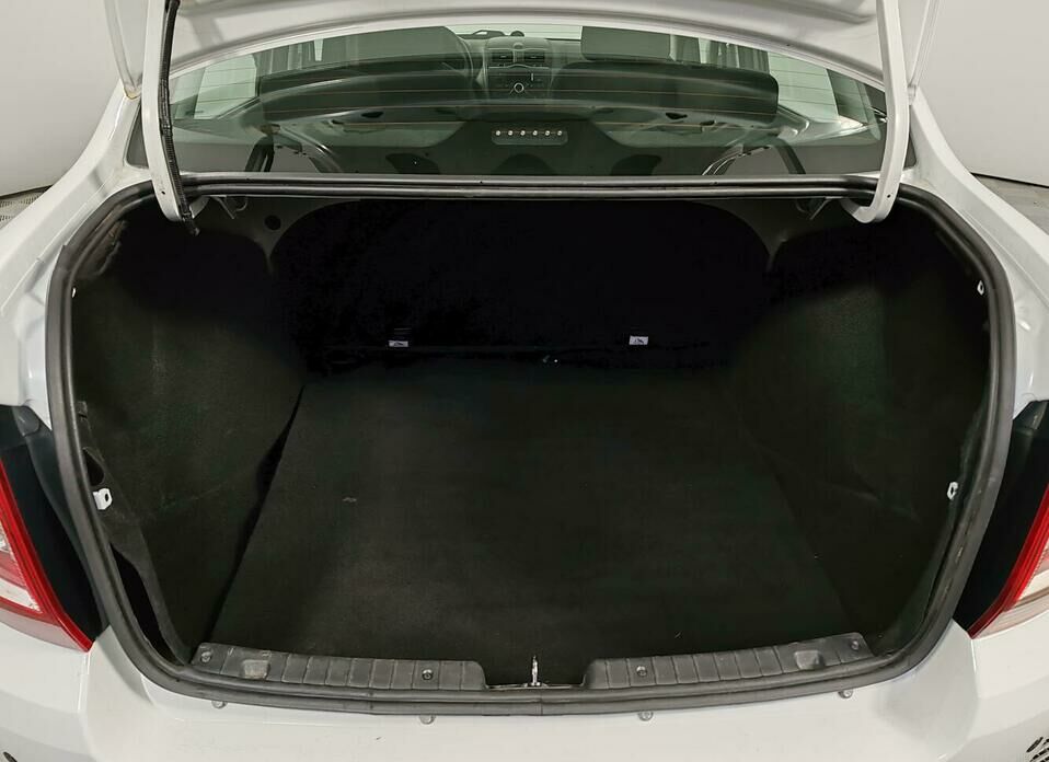 LADA (ВАЗ) Granta 1.6 MT (90 л.с.)