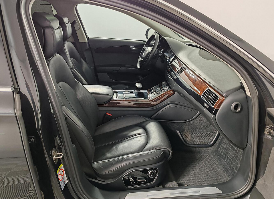 Audi A8, III (D4) 3.0 AT (290 л.с.) 4WD