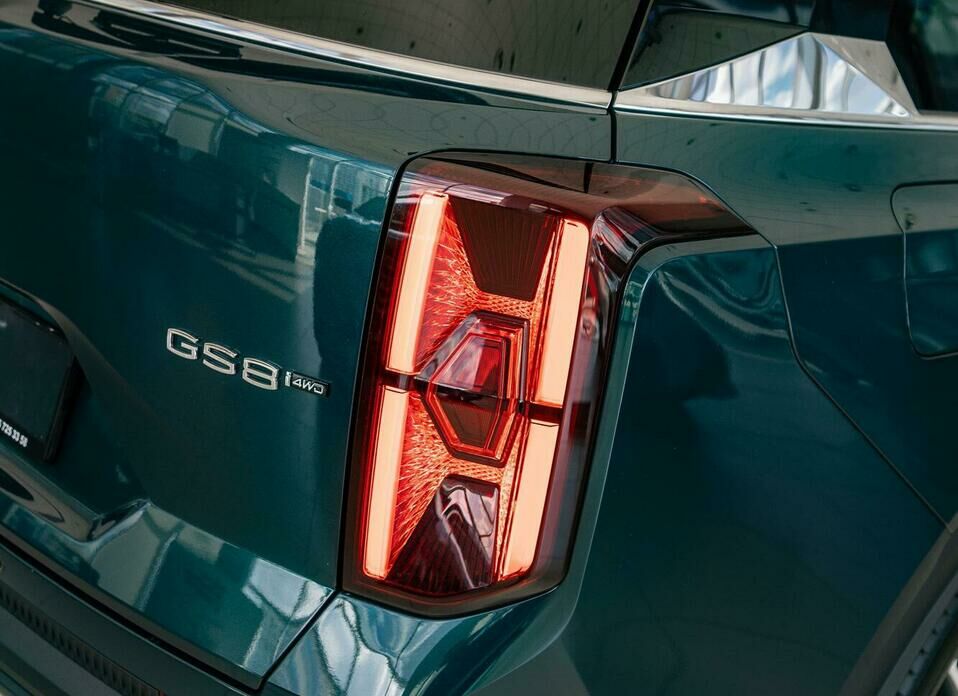 GAC GS8 2.0 AT (231 л.с.) 4WD