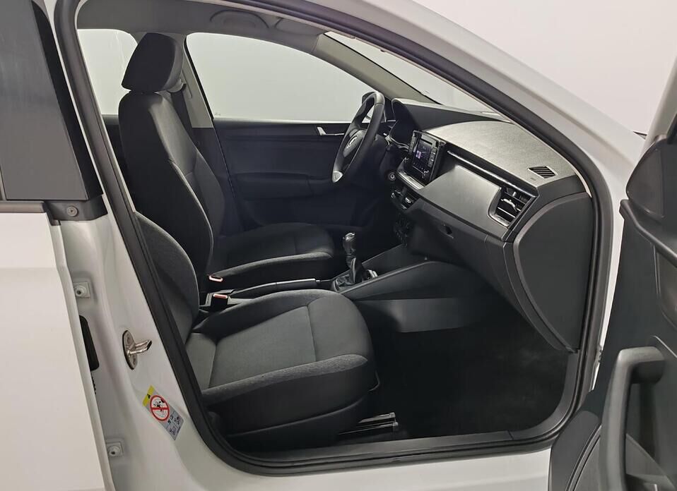 Skoda Rapid 1.6 MT (90 л.с.)