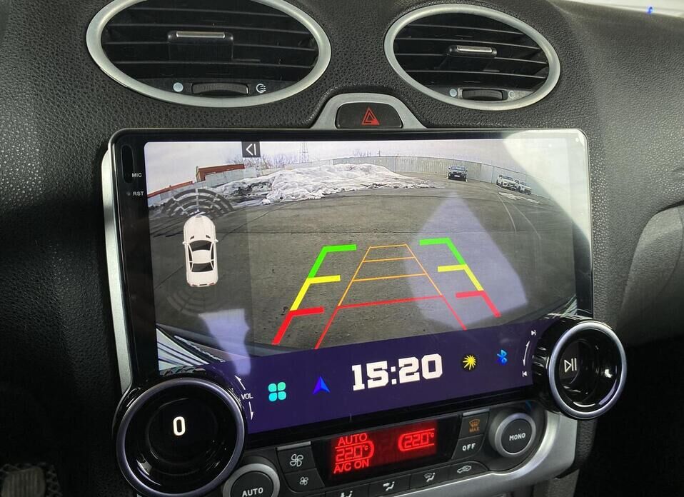 Ford Focus, II Рестайлинг 1.8 MT (125 л.с.)