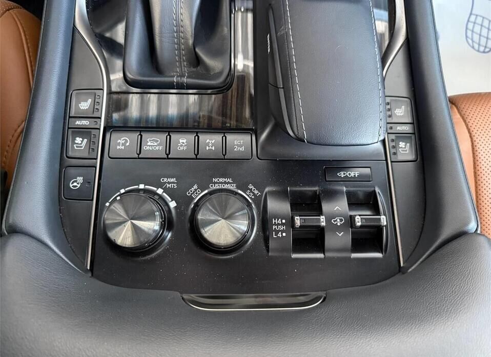 Lexus LX, III Рестайлинг 2 570 5.7 AT (367 л.с.) 4WD