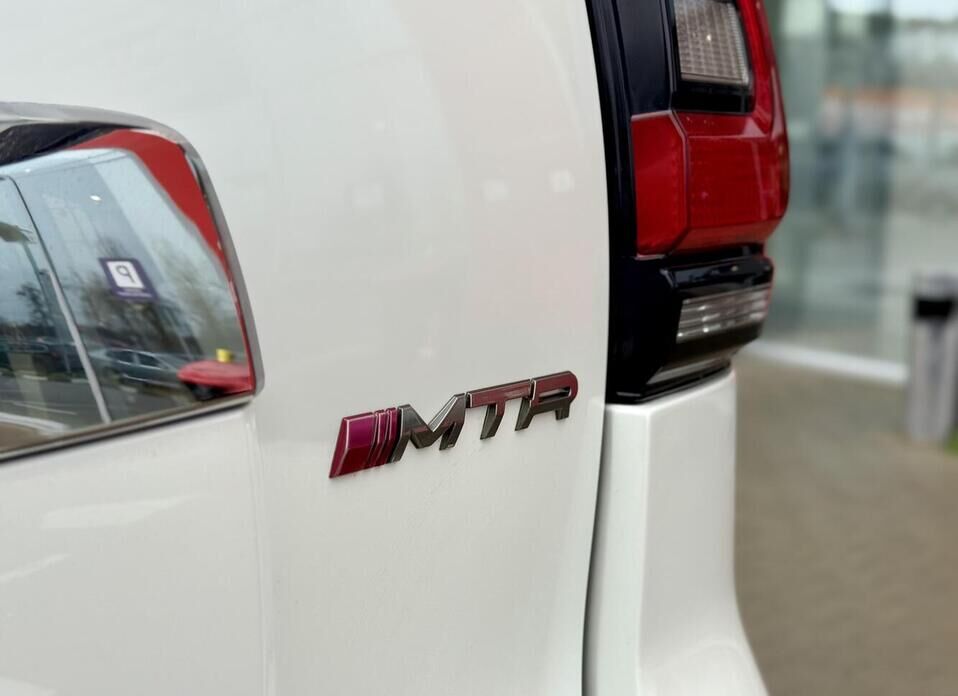 Toyota Land Cruiser Prado, 150 Series Рестайлинг 2 2.8d AT (177 л.с.) 4WD