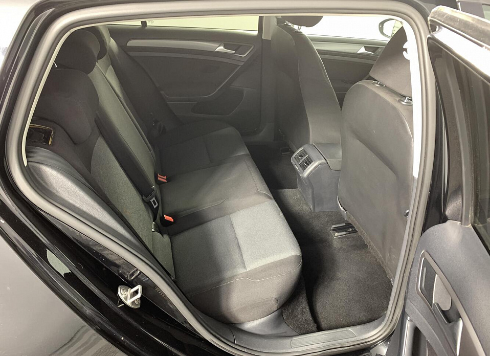 Volkswagen Golf, VII 1.4 MT (122 л.с.)