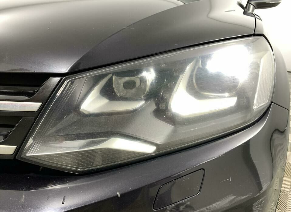 Volkswagen Touareg 3.0d AT (204 л.с.) 4WD