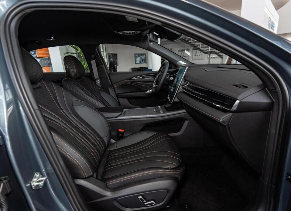 Geely Preface 2.0 AMT (200 л.с.)