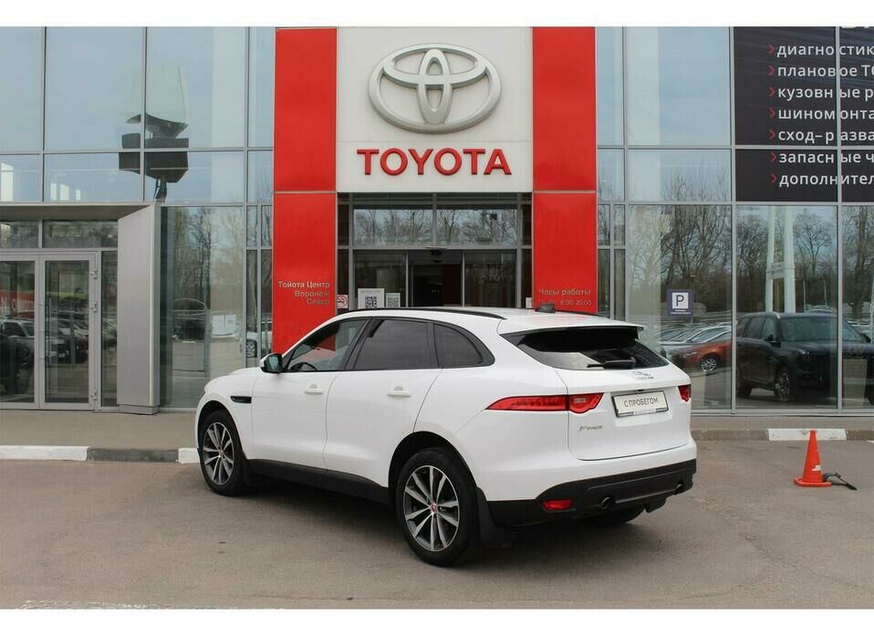 Jaguar E-Pace 2.0 AT (249 л.с.) 4WD