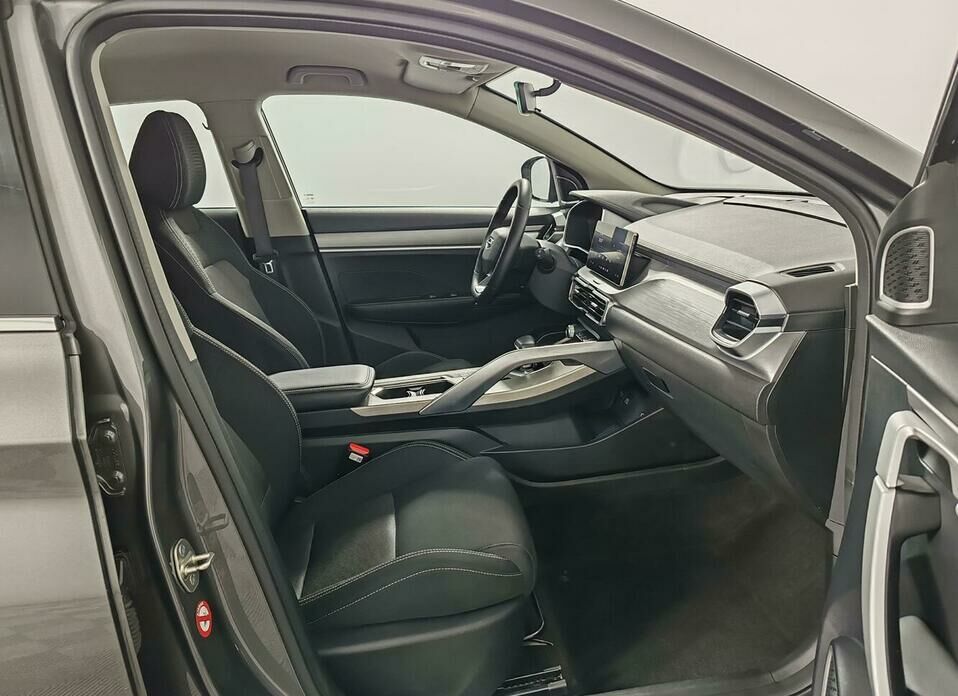 Geely Coolray 1.5 AMT (150 л.с.)