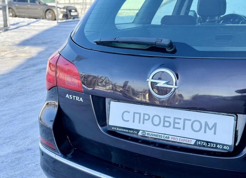 Opel Astra, J Рестайлинг 1.4 AT (140 л.с.)