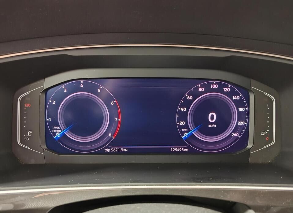 Volkswagen Tiguan, II 2.0 AMT (180 л.с.) 4WD