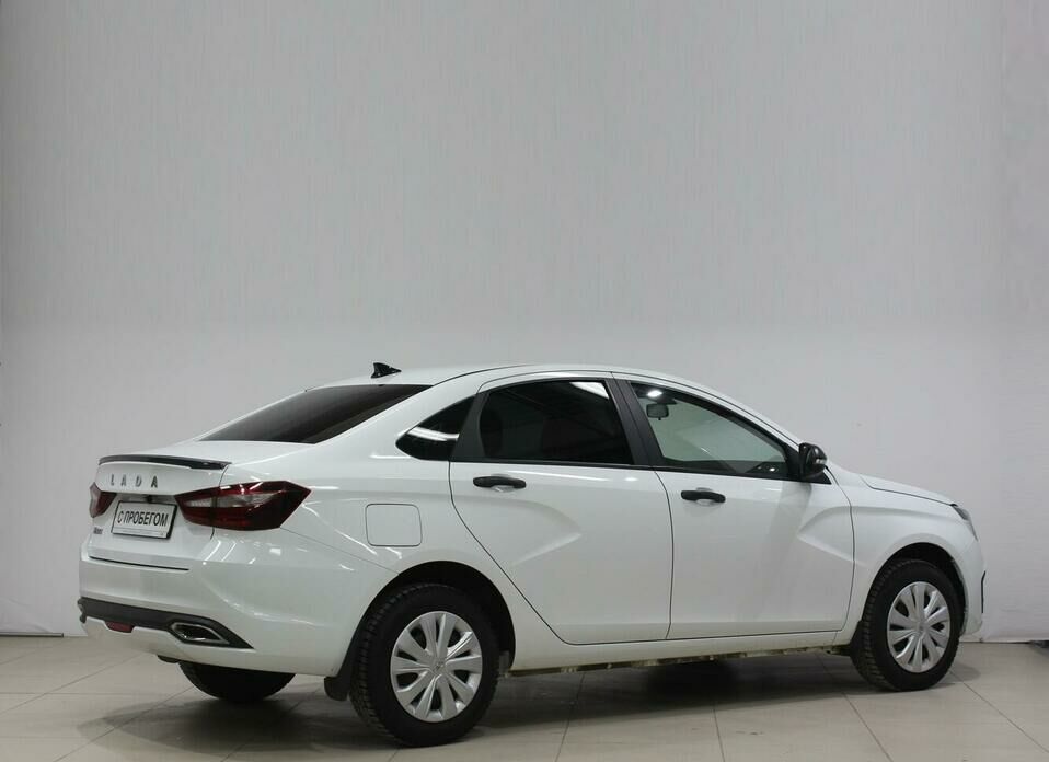 LADA (ВАЗ) Vesta 1.6 MT (106 л.с.)