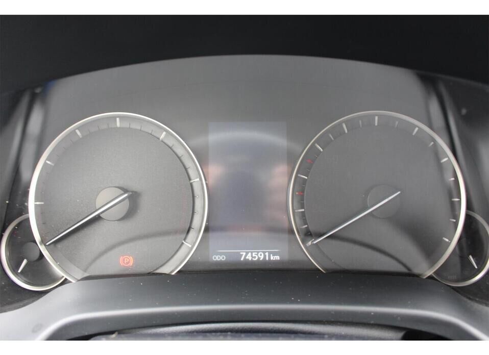 Lexus RX, IV Рестайлинг 300 2.0 AT (238 л.с.) 4WD